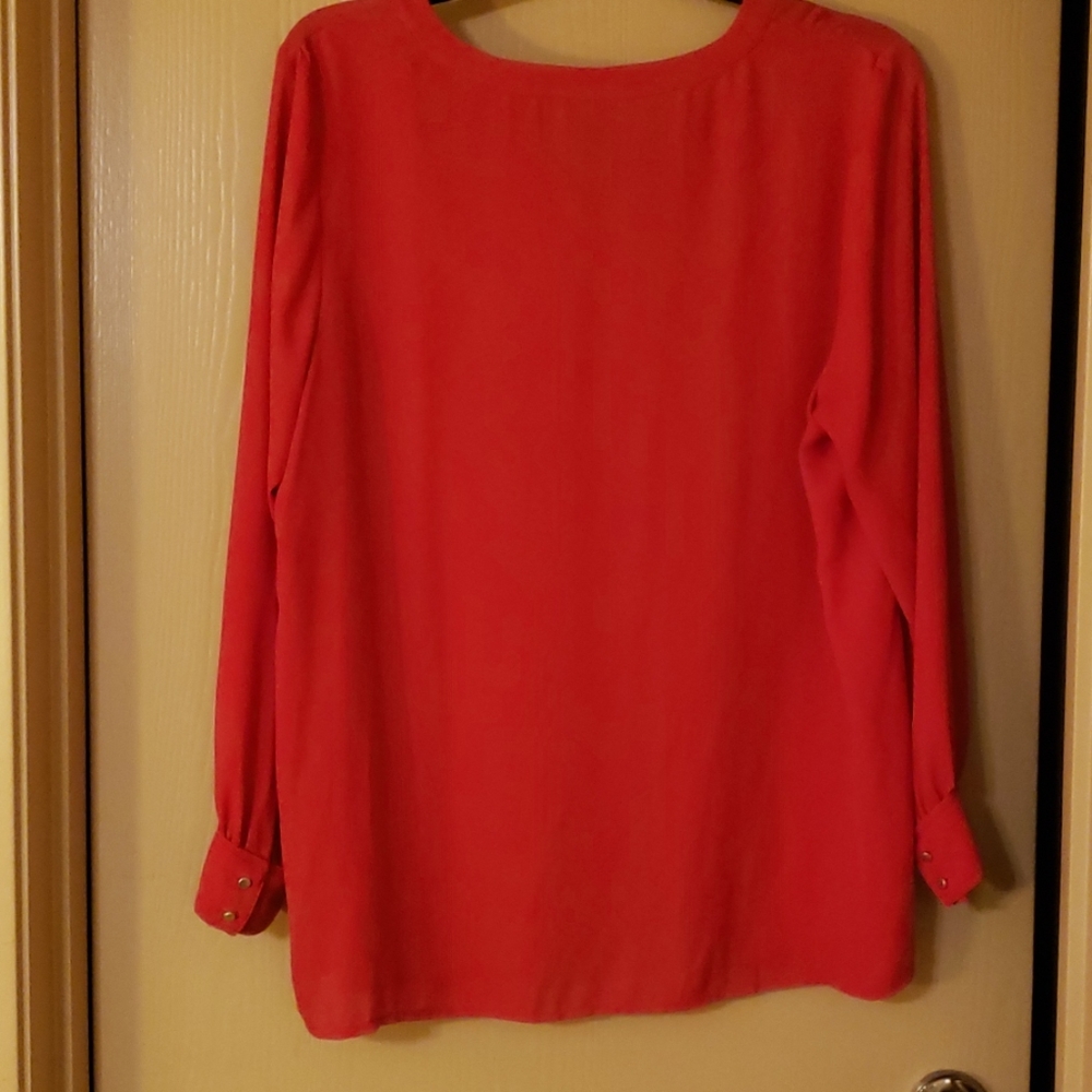 GUC Liz Claiborne Signature Woman Long Sleeved Top - Picture 2 of 7